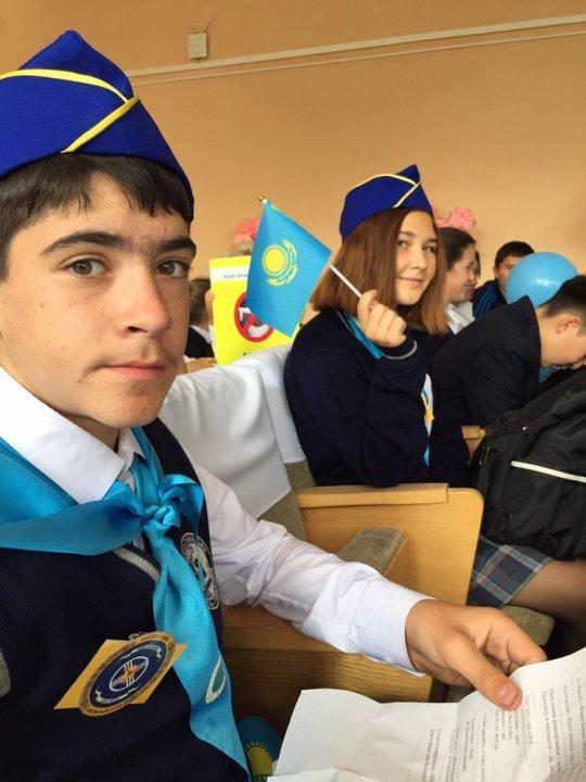 13 сентября в школе №20 им. Байтурсынова прошел слет добровольных клубов «Адал Ұрпақ»