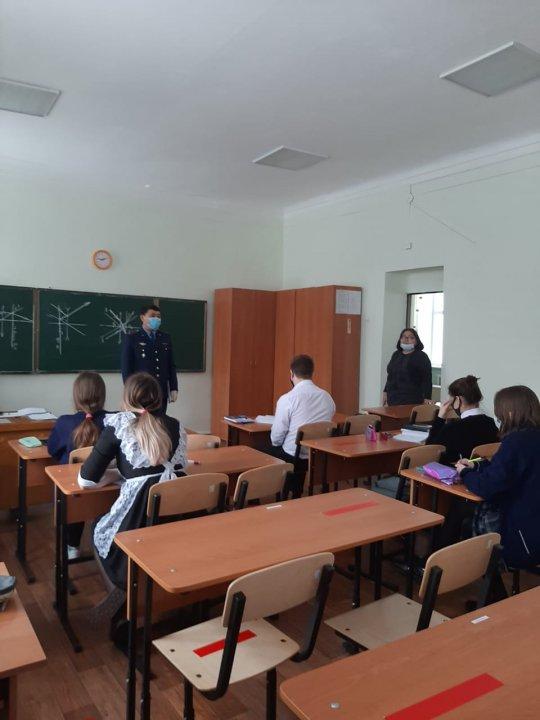 "Безопасность на железнодорожных объектах и железнодорожном транспорте", "Железная дорога - зона повышенной опасности".